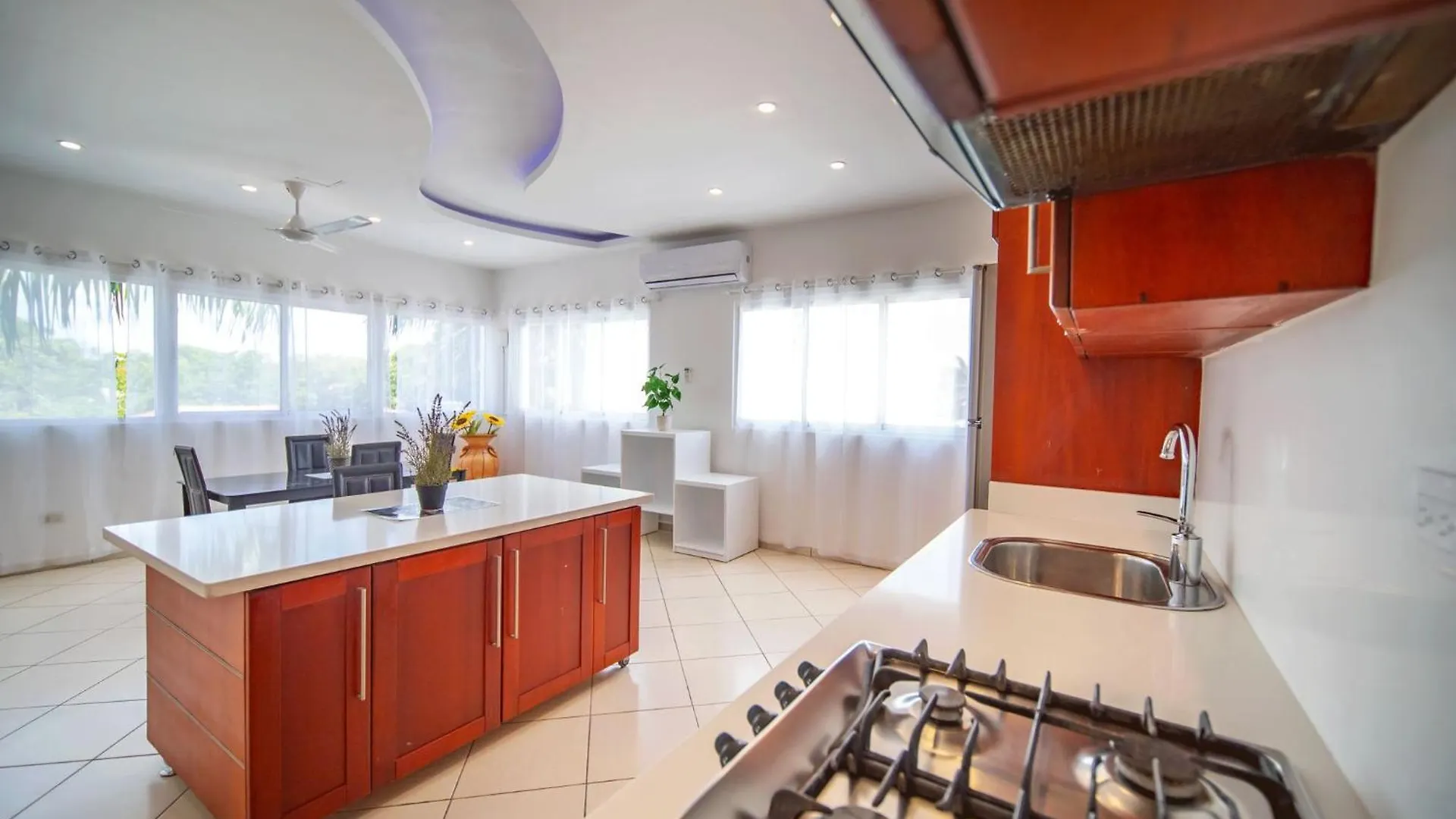 2Br Luxury Apartment In Heart Of Nightlife Area Sosúa Dominikai Köztársaság