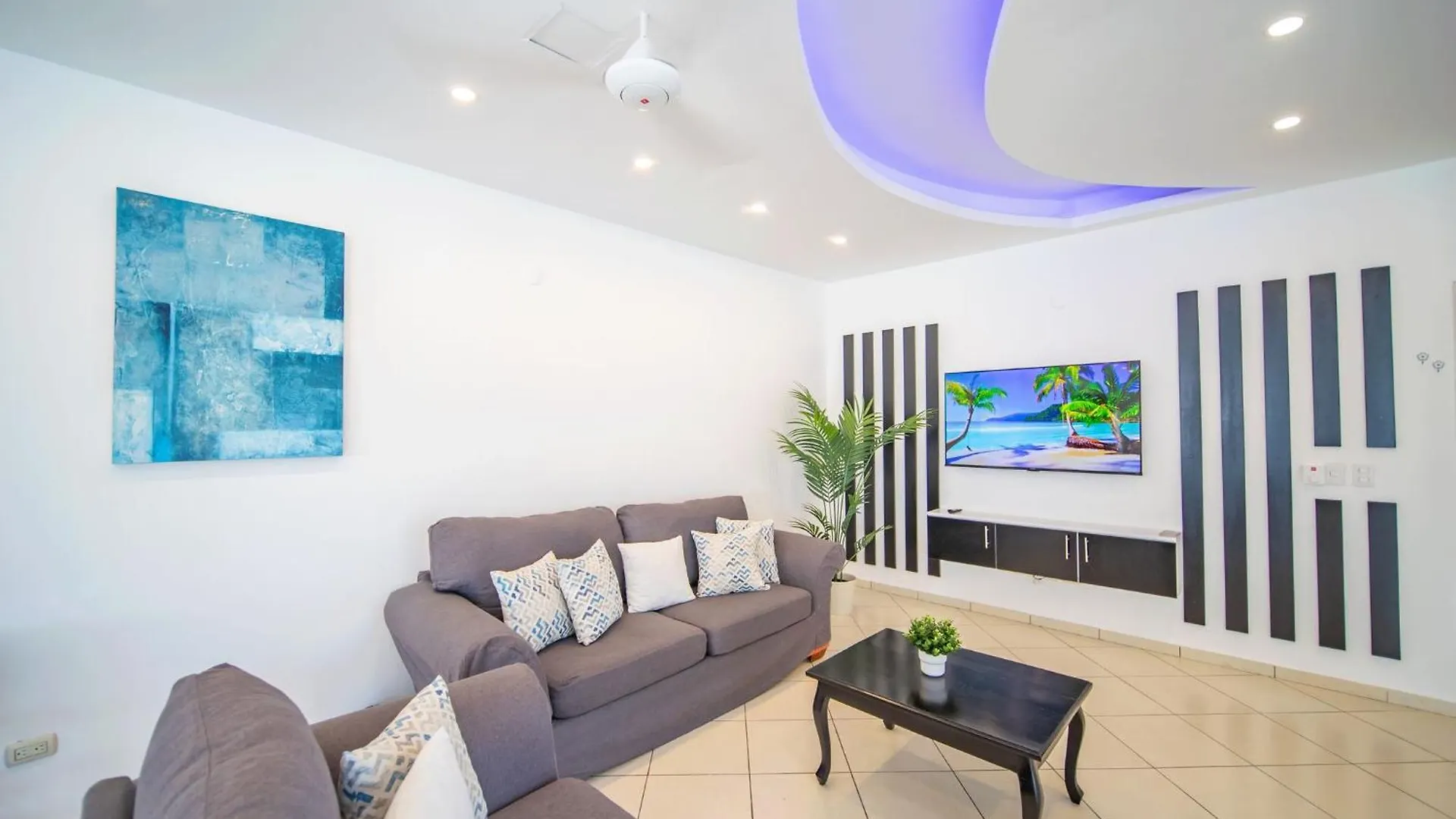 2Br Luxury Apartment In Heart Of Nightlife Area Sosúa Dominikai Köztársaság